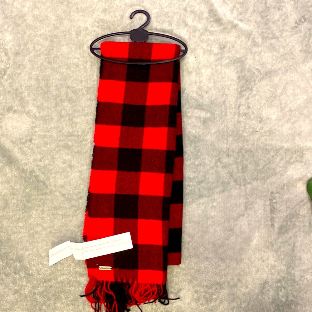 Eddie Bauer one size black and red checkered scarf.  Brand new